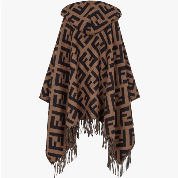 FENDI Poncho
Brown cashmere - Picture 2 of 8
